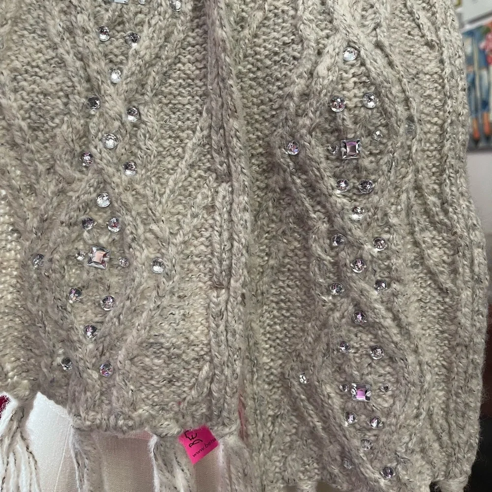 Betsey Johnson Embellished Scarf (NWT) - Picture 2 of 6
